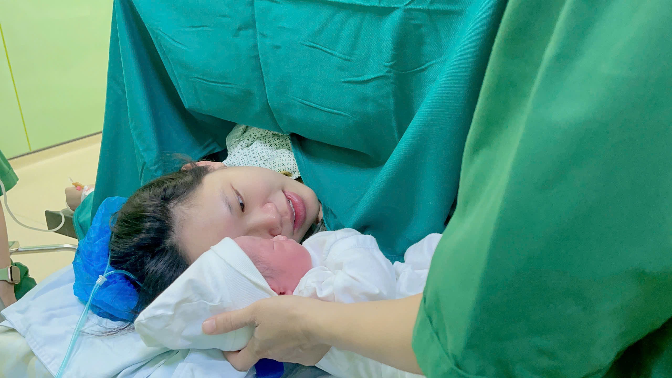 CÓ BẢO HIỂM Y TẾ - ĐI SINH THẬT “KINH TẾ”